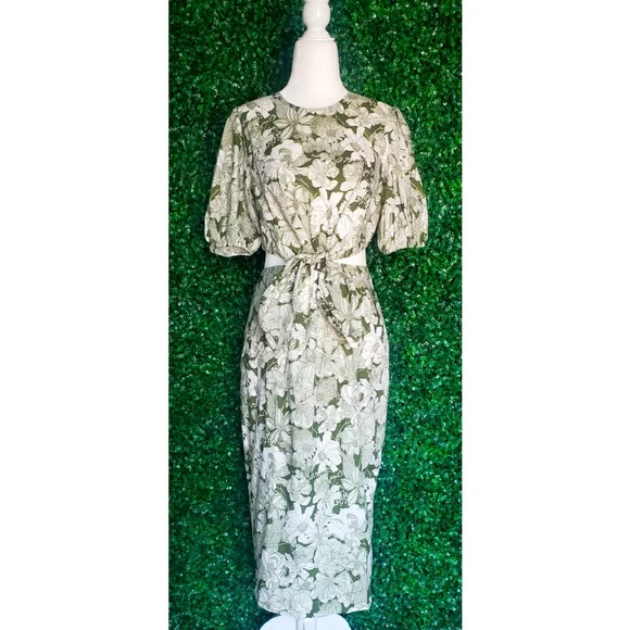 27. J.Crew Cutout dress in Liberty® Linear floral fabri - Picture 4 of 12